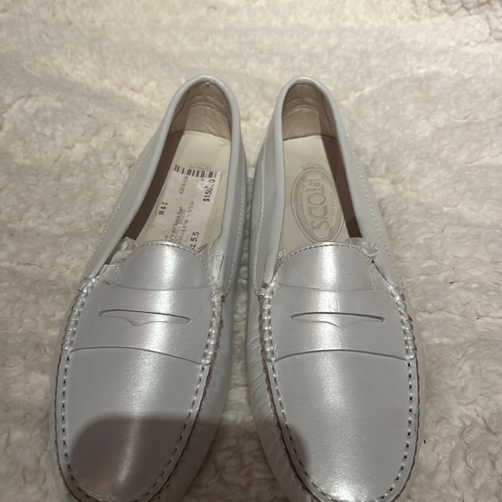 JP Todd  penny, loafers made in Italy white pearl  new with tags size 5.5